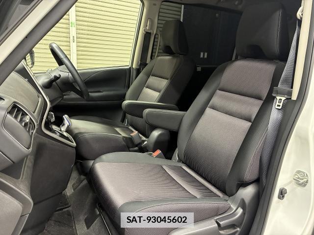 Nissan SERENA 2018-08 7871107-12
