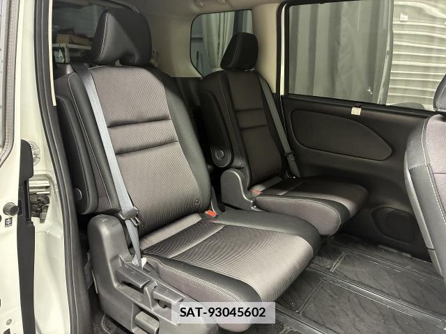Nissan SERENA 2018-08 7871107-13