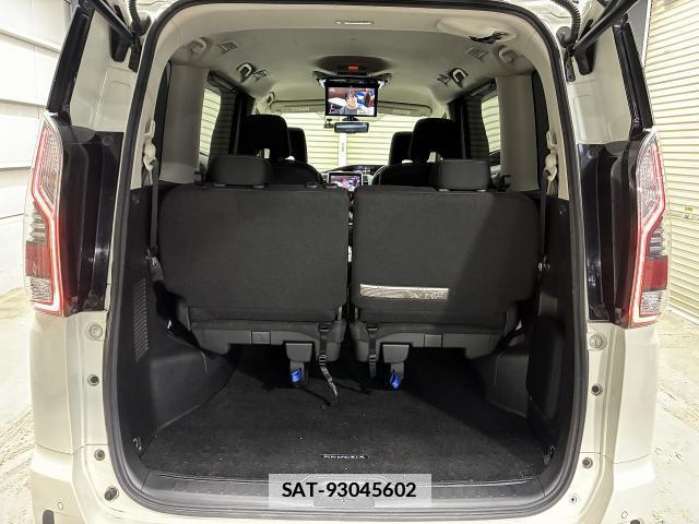 Nissan SERENA 2018-08 7871107-15