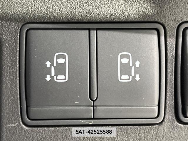 Nissan SERENA 2015-07 7872178-2