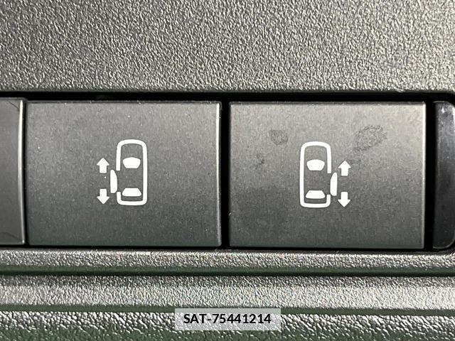 Nissan SERENA 2023-03 7872703-2