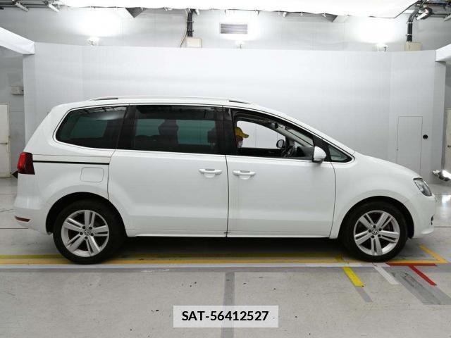 VolksWagen SHARAN 2018-02 7871185-11