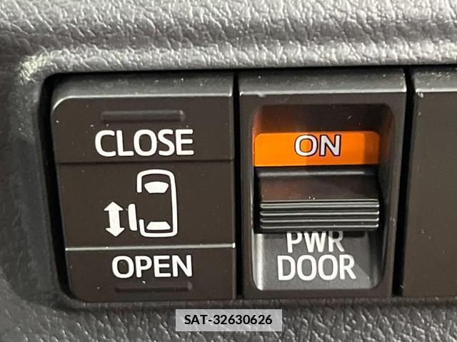 Toyota SIENTA 2015-10 7867877-4