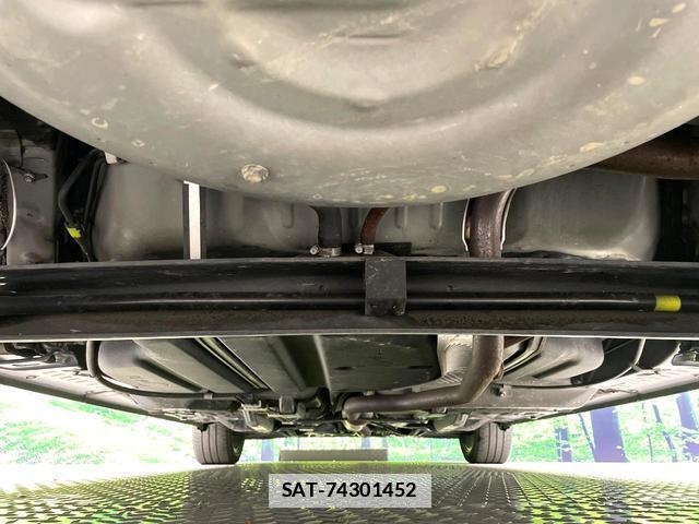 Toyota SIENTA 2019-09 7868278-18