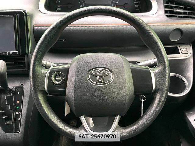 Toyota SIENTA 2015-11 7868306-6