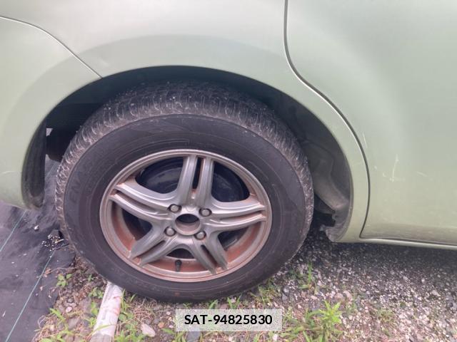Toyota SIENTA 2010-12 7868633-12