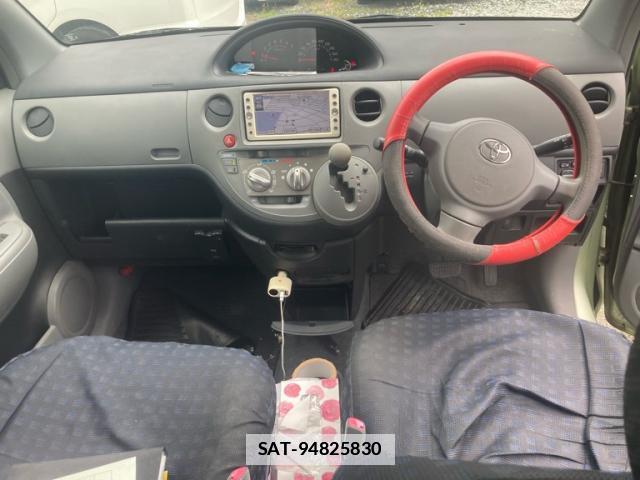 Toyota SIENTA 2010-12 7868633-5