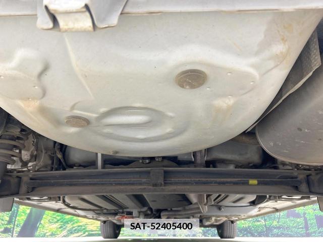 Toyota SIENTA 2015-12 7869153-18