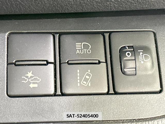 Toyota SIENTA 2015-12 7869153-5
