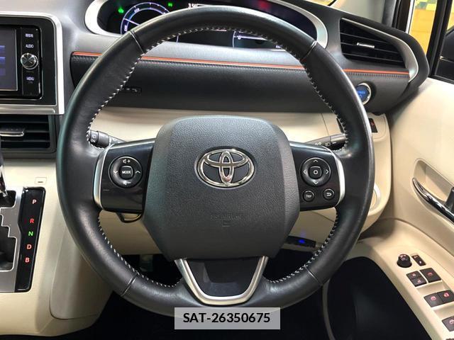 Toyota SIENTA 2018-01 7869214-11