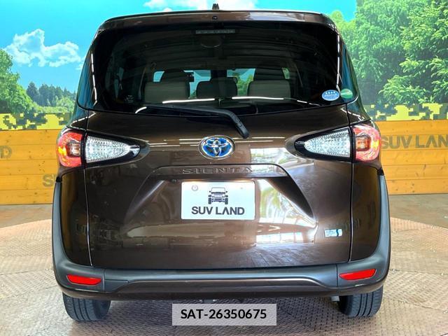 Toyota SIENTA 2018-01 7869214-15