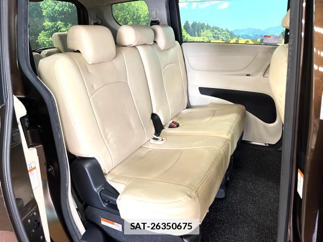 Toyota SIENTA 2018-01 7869214-8