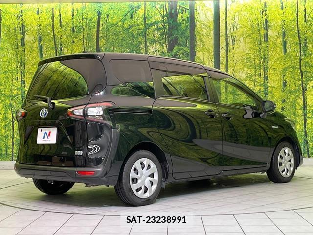 Toyota SIENTA 2015-12 7869517-16