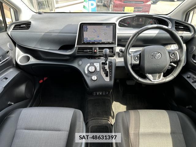 Toyota SIENTA 2021-05 7869581-1