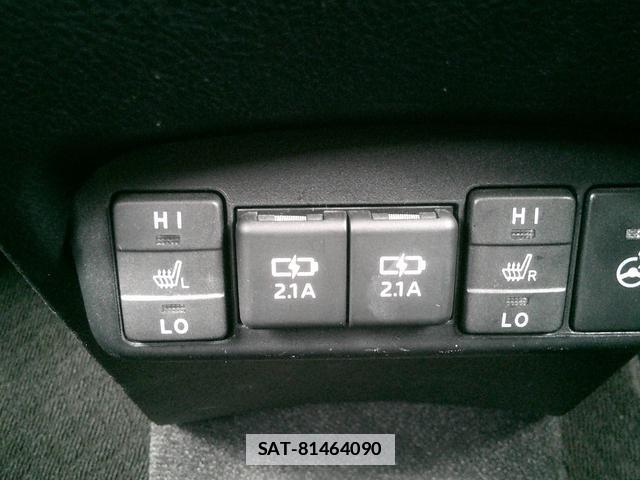 Toyota SIENTA 2019-04 7869612-13