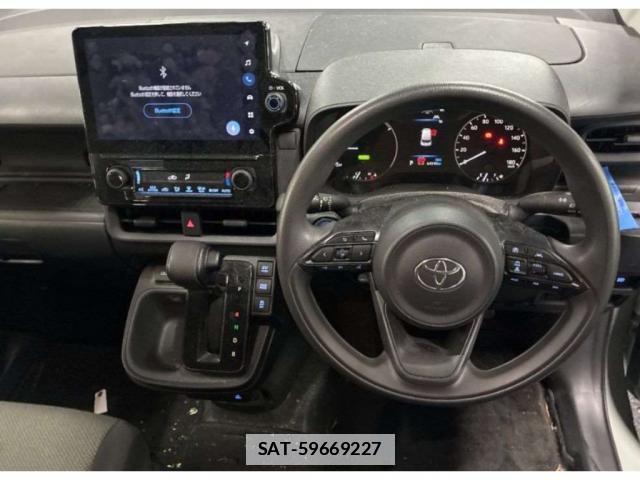 Toyota SIENTA 2023-06 7870611-2
