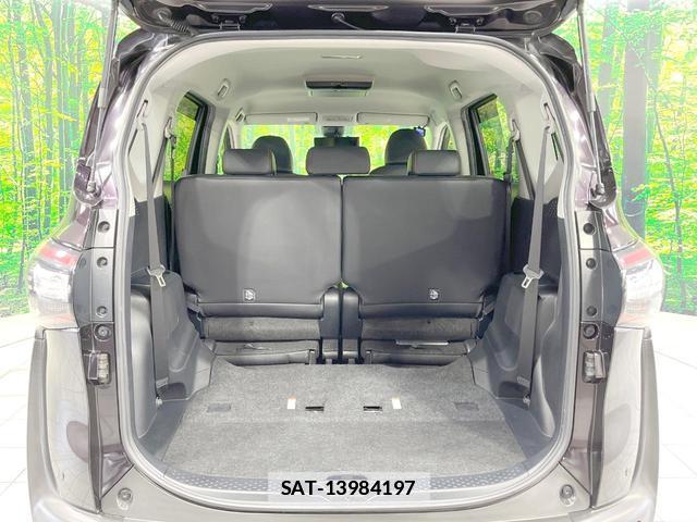 Toyota SIENTA 2017-09 7870713-10