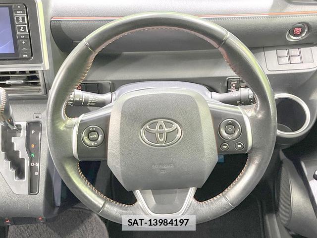 Toyota SIENTA 2017-09 7870713-11