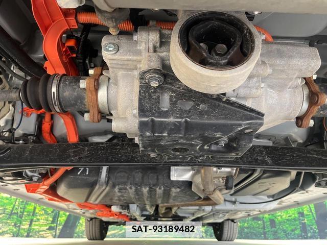 Toyota SIENTA 2025-06 7871018-19