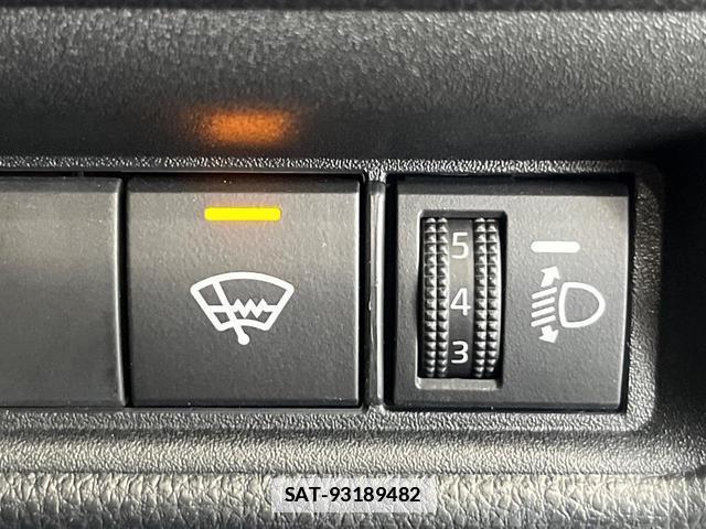 Toyota SIENTA 2025-06 7871018-2