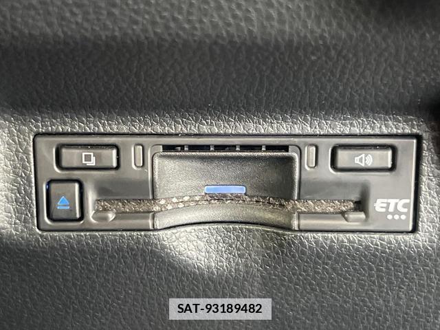 Toyota SIENTA 2025-06 7871018-5
