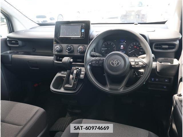 Toyota SIENTA 2024-03 7871328-1