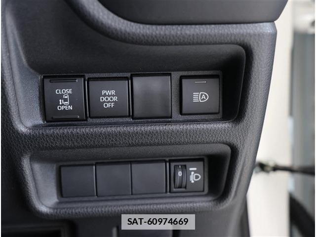 Toyota SIENTA 2024-03 7871328-12