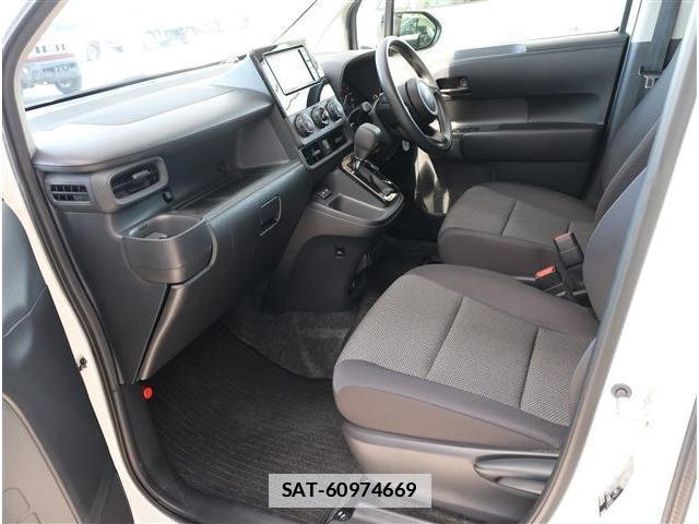Toyota SIENTA 2024-03 7871328-18