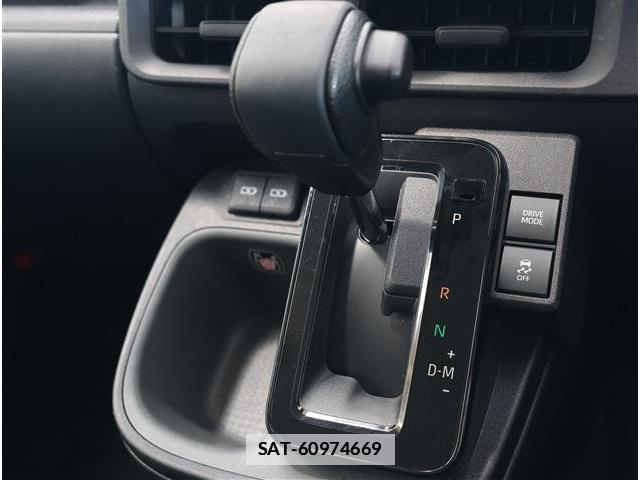 Toyota SIENTA 2024-03 7871328-9