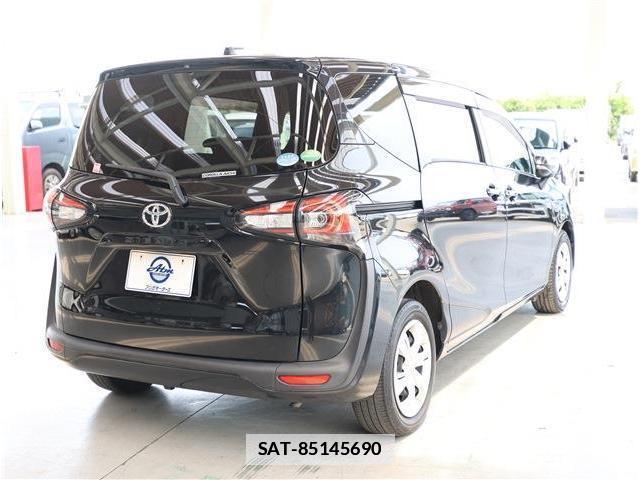 Toyota SIENTA 2020-08 7871337-5