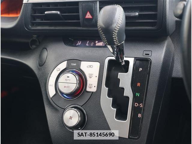Toyota SIENTA 2020-08 7871337-8