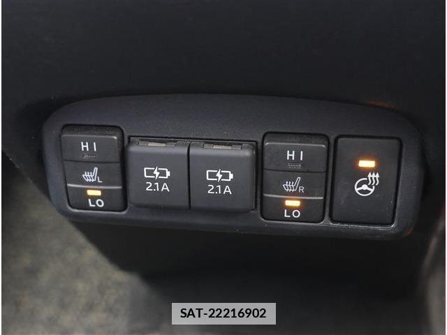 Toyota SIENTA 2020-05 7871346-10
