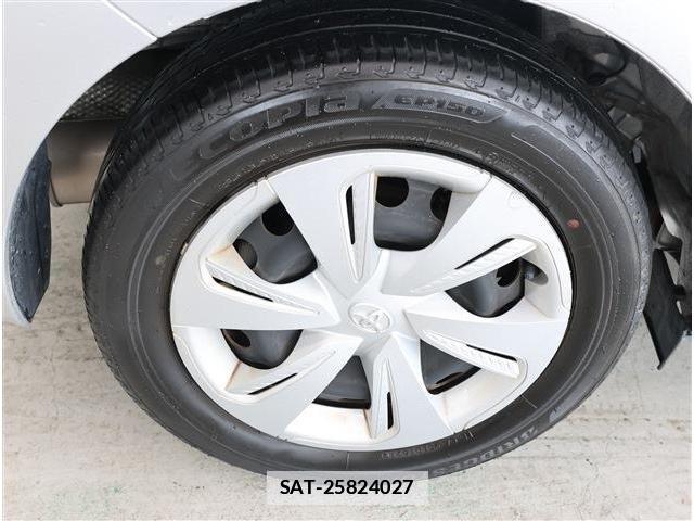 Toyota SIENTA 2021-06 7871369-7