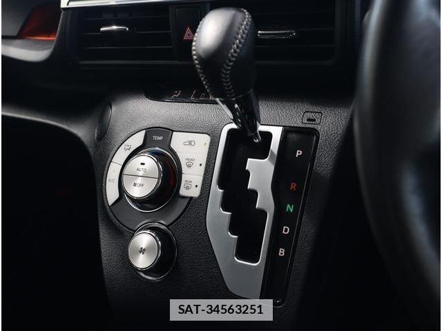 Toyota SIENTA 2020-01 7871385-10