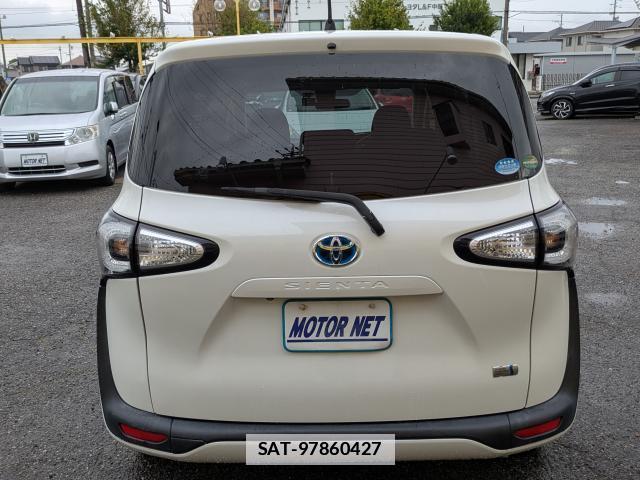Toyota SIENTA 2015-12 7871768-13