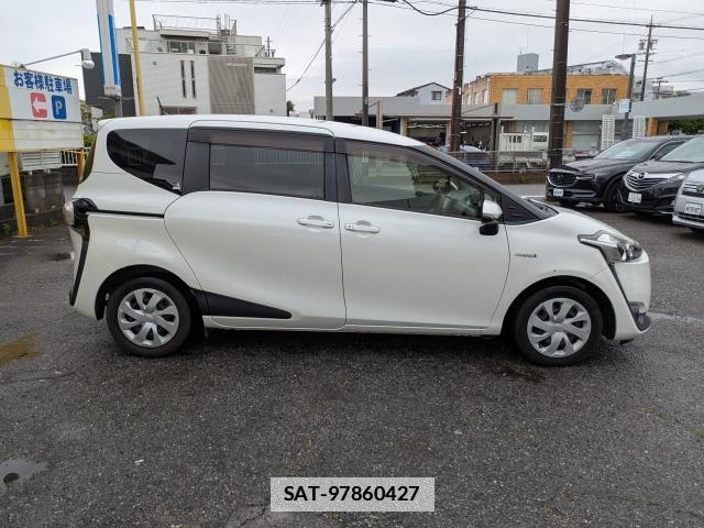 Toyota SIENTA 2015-12 7871768-3