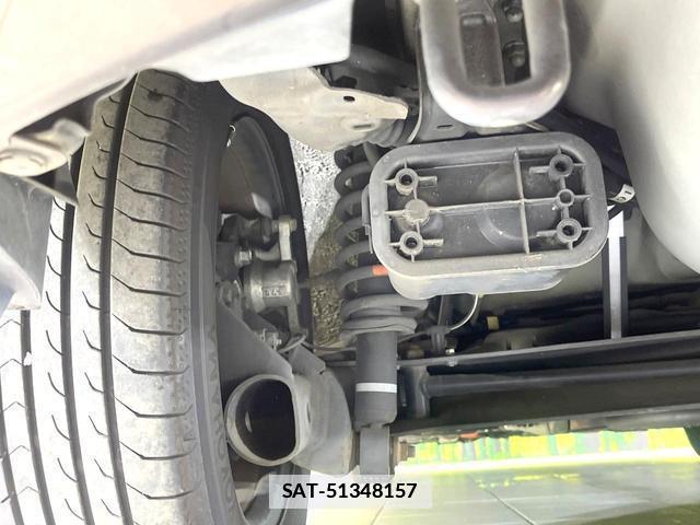 Toyota SIENTA 2016-09 7872406-19