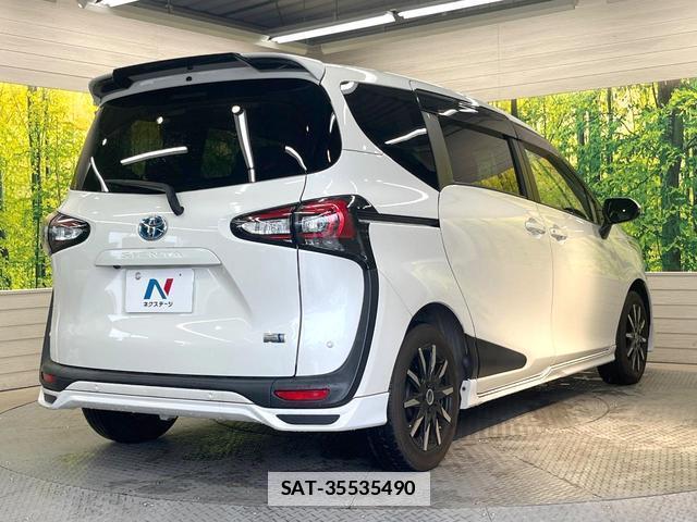 Toyota SIENTA 2021-10 7872818-16