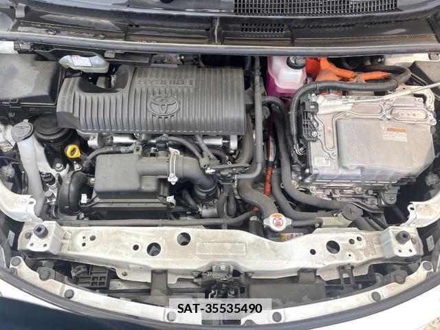 Toyota SIENTA 2021-10 7872818-17