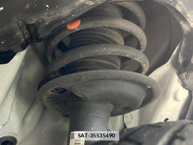 Toyota SIENTA 2021-10 7872818-19