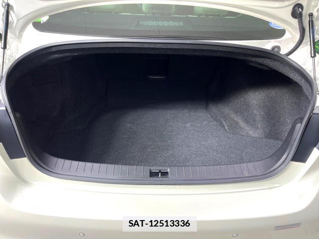 Nissan SKYLINE 2017-12 7868250-10