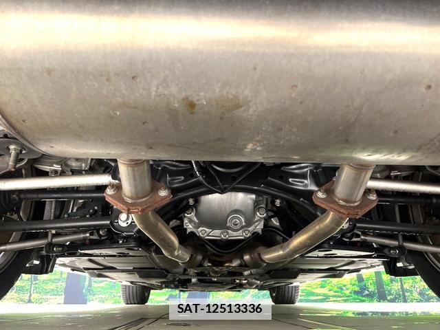 Nissan SKYLINE 2017-12 7868250-19