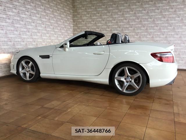 Mercedes Benz SLK 2013-07 7872392-11