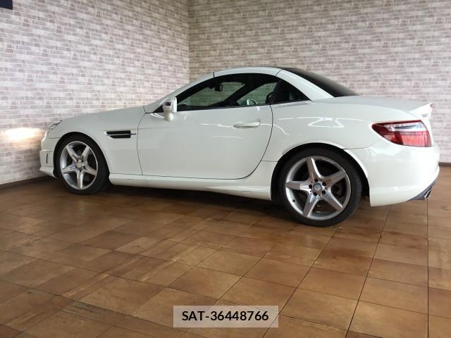 Mercedes Benz SLK 2013-07 7872392-12