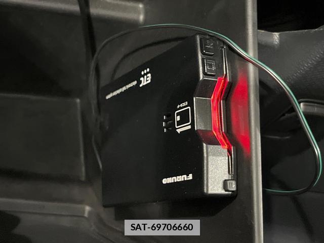 Suzuki SOLIO 2015-06 7871015-6