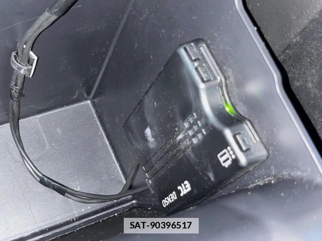 Suzuki SPACIA 2017-02 7868449-5