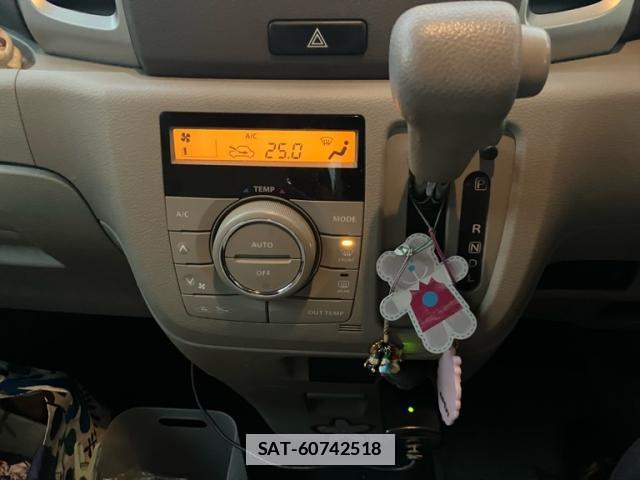 Suzuki SPACIA 2013-09 7868726-10