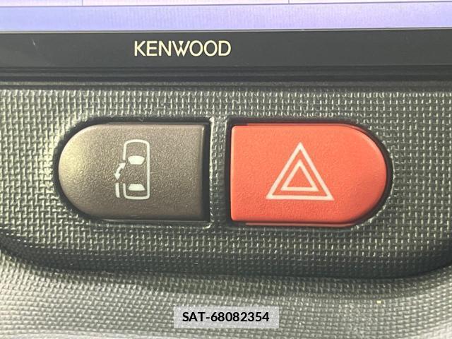 Toyota SPADE 2016-03 7867883-4
