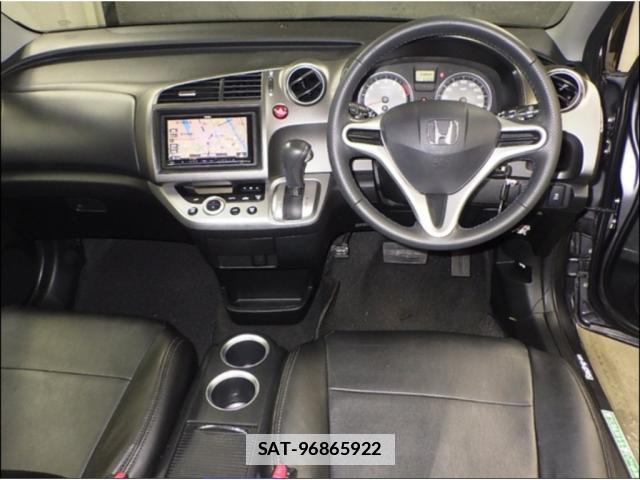 Honda STREAM 2014-03 7867000-2
