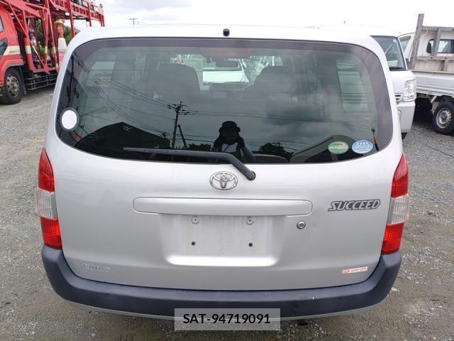 Toyota SUCCEED 2017-06 7868880-3